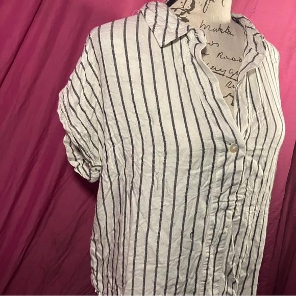 a new day White and Black Striped Button Down Shirt - Picture 5 of 10
